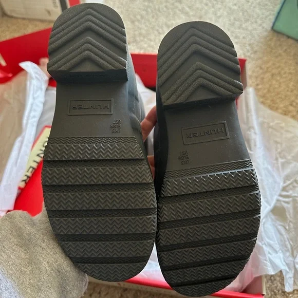 Hunter Tour Rain Boots - Picture 8 of 11